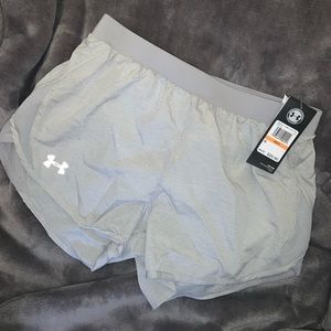 Underarmour gym shorts!!